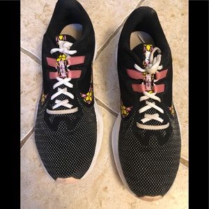 WOMEN'S NIKE DOWNSHIFTER 9 RUNNING SHOES Sz. 8.5